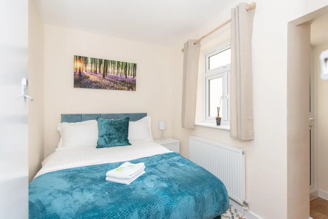 Modern Studio Apartments In Castle St Southampton