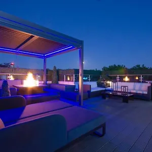  Apartment Penthouse