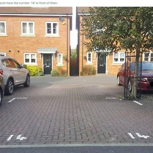 Albatross House - Comfy With Parking , Slough United Kingdom
